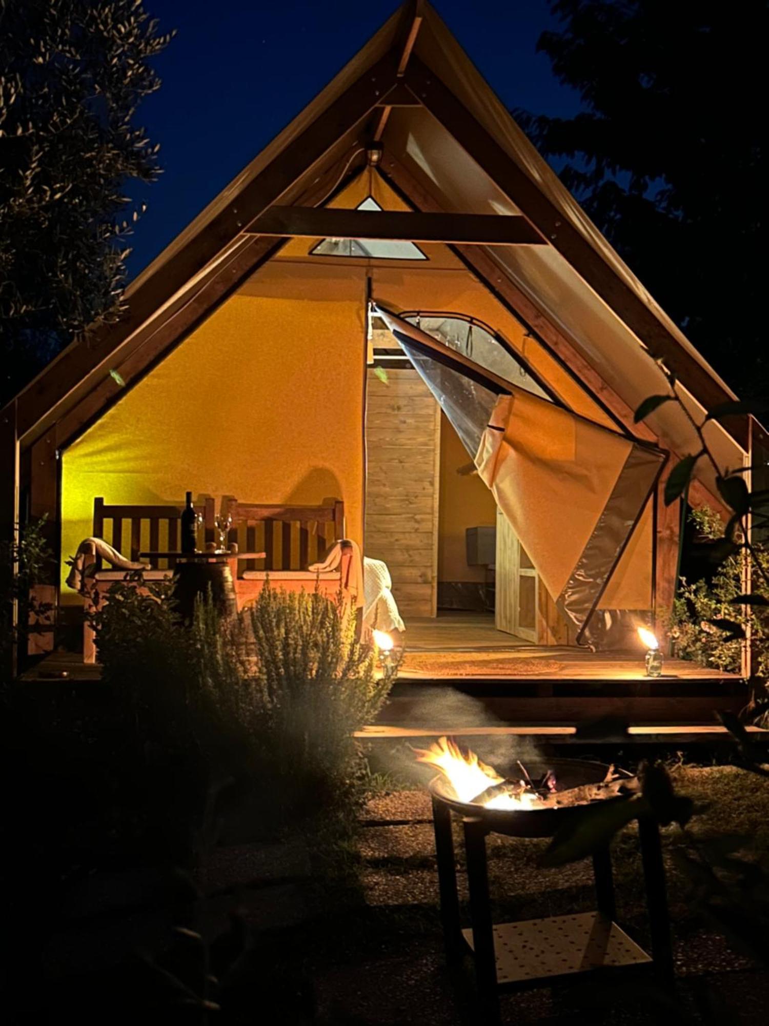 Glamping Suite Il Grillo Lamporecchio Exteriör bild
